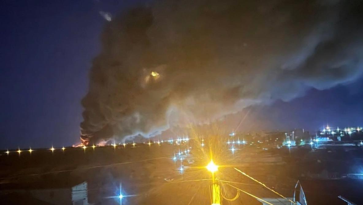 Oil refineries and Wildberries warehouses are on fire in Russia: several regions have reported explosions