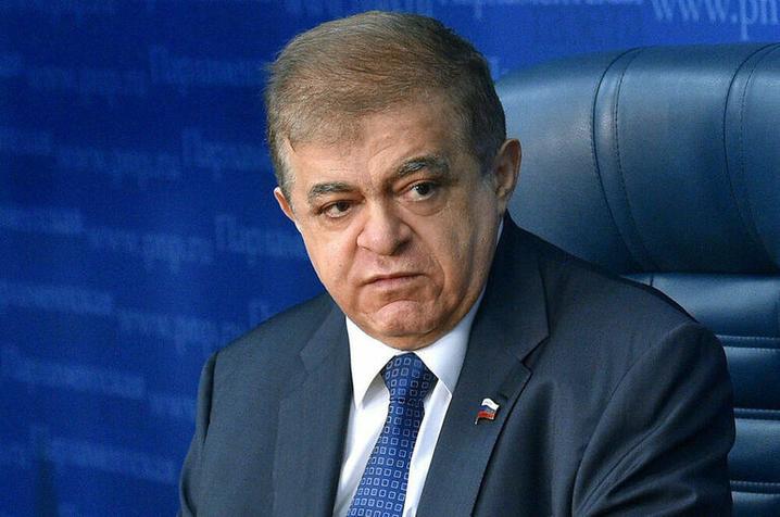 “Сьогодні вони приймають чудовисько”: сенатор Джабаров заявив, що Росії “не приносить радості” візит Зеленського до Сербії