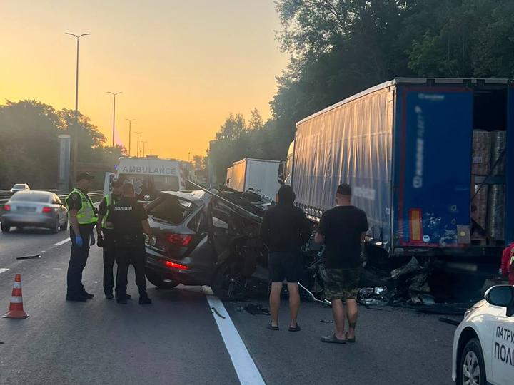 Смертельна ДТП у Києві: загинули жінка та її 2-річна дитина