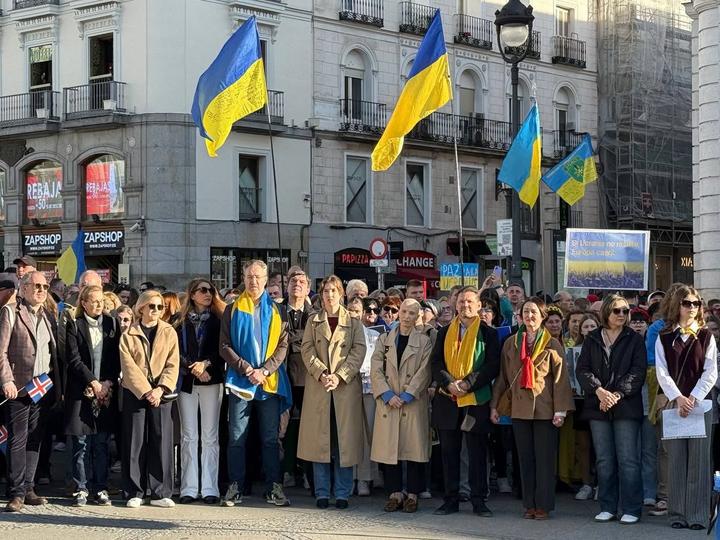 Українці в Іспанії зможуть швидше отримати постійний ВНЖ: затверджено нове правило