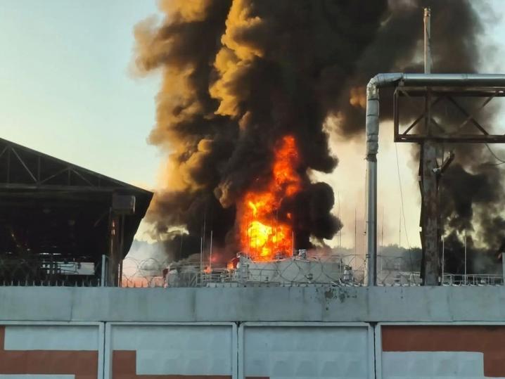 У Криму повідомляють про атаку на аеродром “Гвардійське”, також вибухи лунали в кількох регіонах РФ