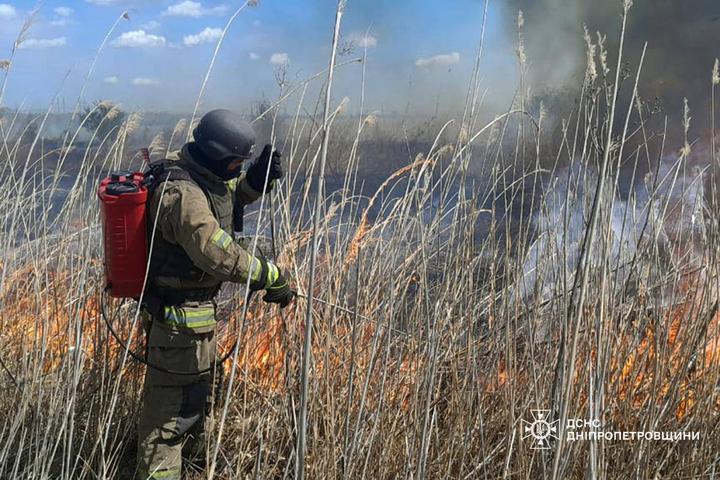 Масовані обстріли Дніпропетровщини: двоє загиблих, 11 поранених