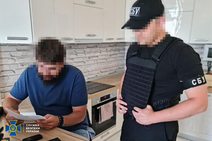 Затримали учасників оборудки