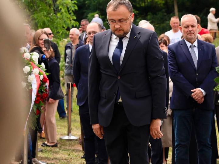 Посол України у Польщі вшанував пам’ять жертв Волинської трагедії та закликав країни до історичного діалогу