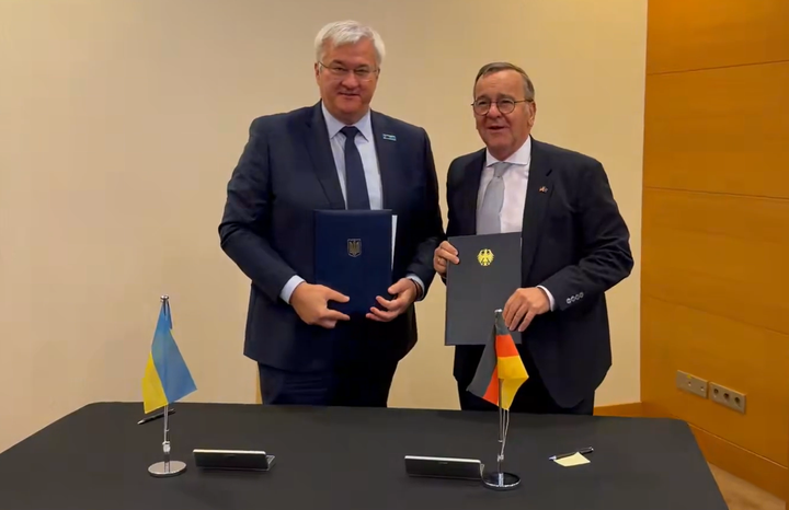 Андрій Сибіга і Борис Пісторіус підписали угоду про спільне виробництво дронів