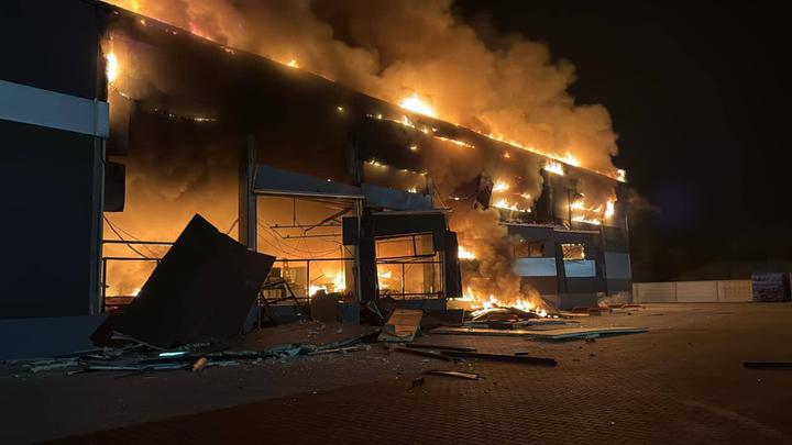 Нічна атака на Софіївську Борщагівку: зафіксовано влучання у складські приміщення