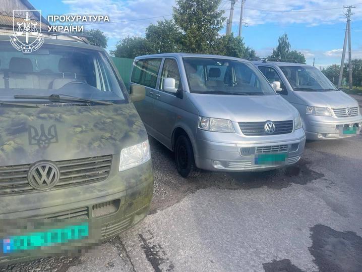 Понад 50 авто для ЗСУ намагалися продати: справи скерували до суду