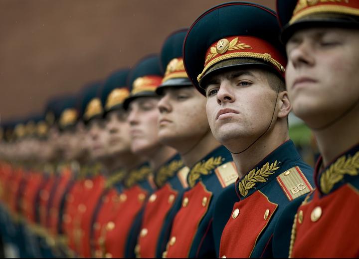 Російський солдат розстріляв військових та цивільних під Севастополем: чотири особи загинули