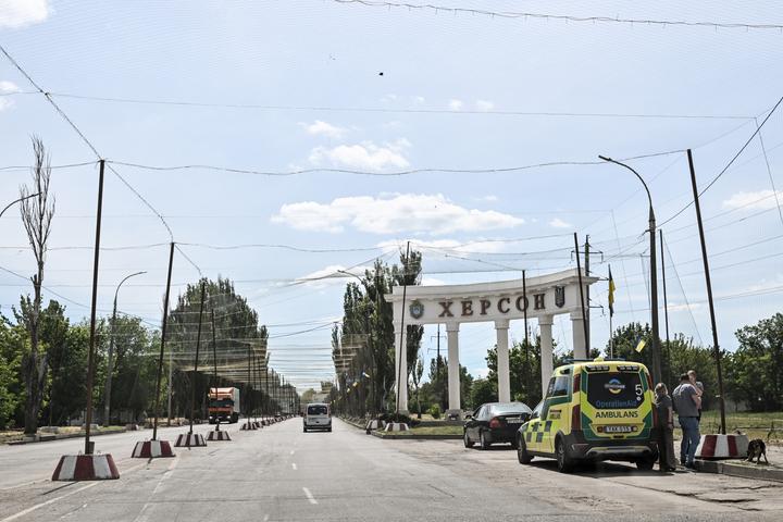 Херсон може залишатися без світла і тепла тривалий час: в ОВА закликають до евакуації