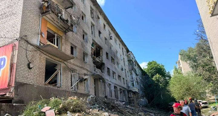 Війська РФ атакували Ізюм та передмістя Харкова – троє загиблих та понад 30 поранених