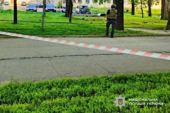 У Дніпрі пролунав вибух: здетонувала автівка – є поранені