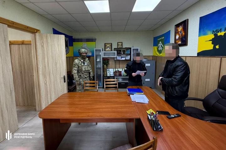 Військовослужбовці ТЦК катували цивільних у Харкові: ДБР завершило розслідування