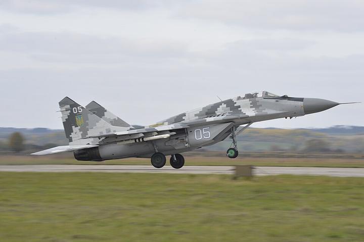 Багатоцільовий винищувач МіГ-29