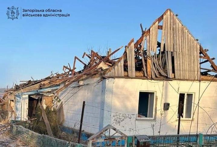 Одна людина загинула, ще одна отримала поранення внаслідок ворожих атак по Запорізькій області