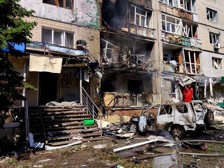 Пошкоджена багатоповерхівка