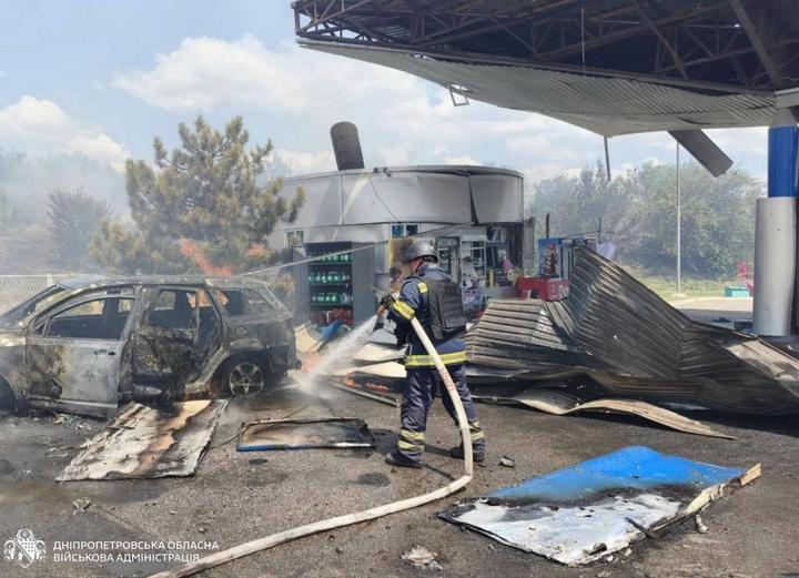 Унаслідок російського удару по АЗС на Дніпропетровщині загинуло троє людей