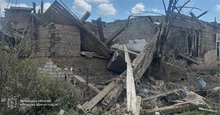 Унаслідок російських ударів двоє людей загинуло в Запорізькій області, троє – на Сумщині