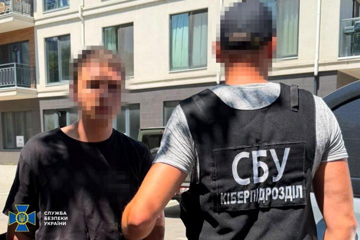 Російський агент у ЗСУ коригував ворожі удари по півдню України