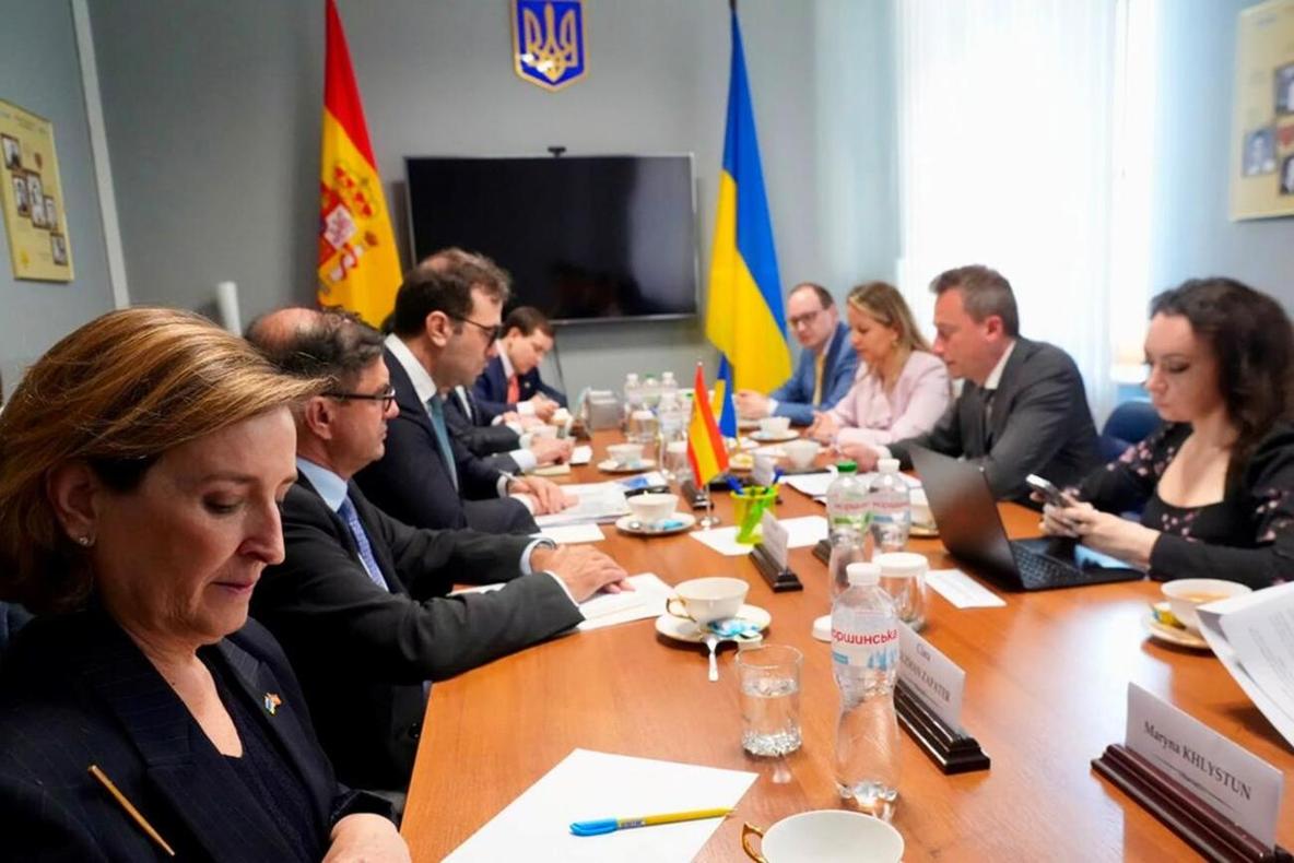 Переговори з Іспанією