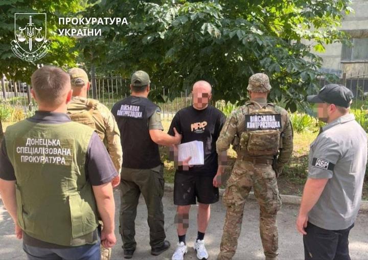 Судитимуть зрадника, який співпрацював з ворогом, сприяв катуванням і намагався вступити до ПВК “Вагнер”  