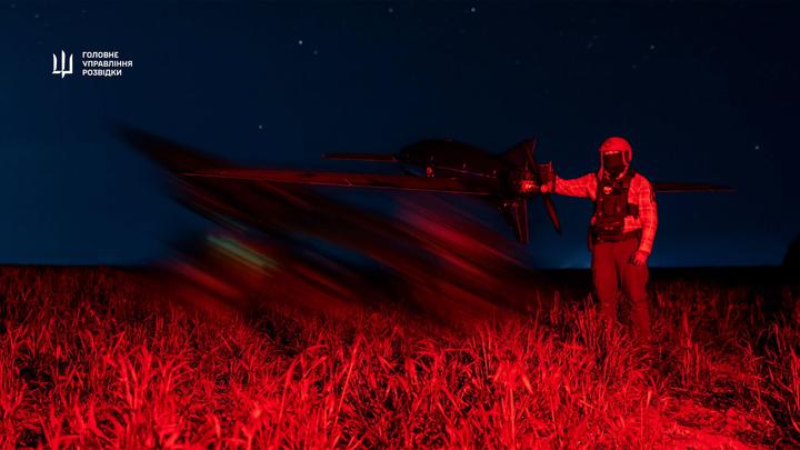 Подарунок до Дня воєнної розвідки України: ГУР уразило ворожий літак у Криму