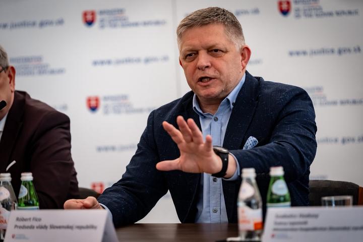 Словаччина подає позов до Суду ЄС через заборону російського газу, – Фіцо
