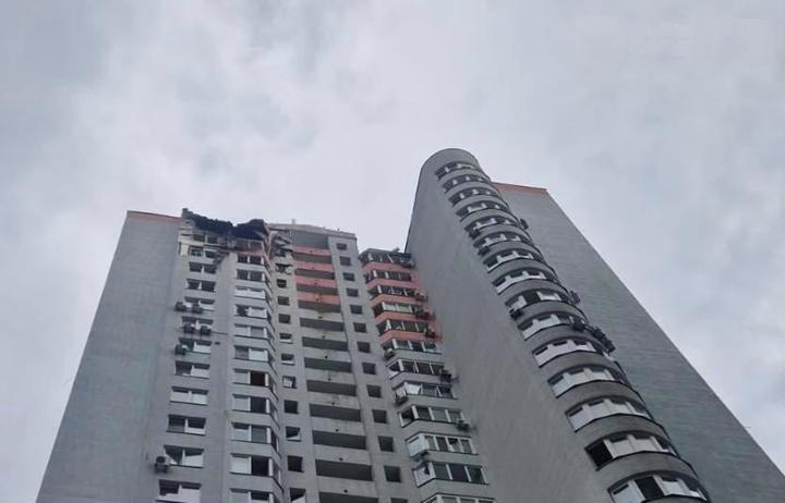 Київ Влучання дрона по багатоповерхівці