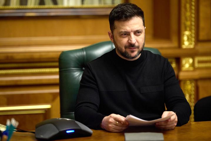 Зеленський у відповідь на "перемир’я" Путіна оголосив режим тиші з ночі на 6 травня