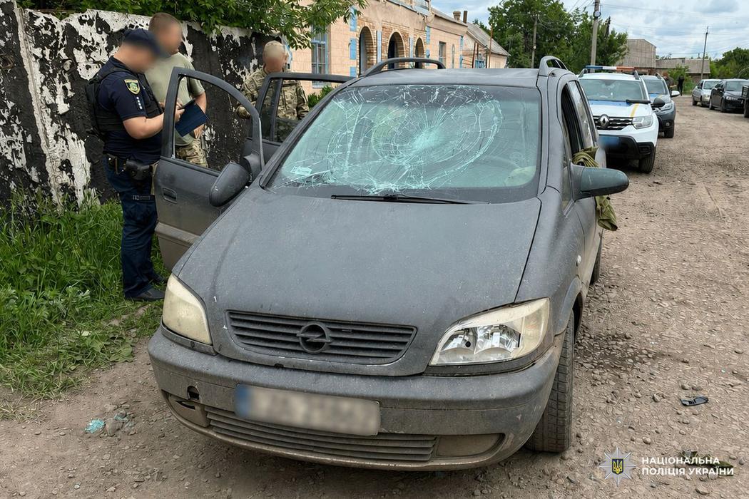 Фото з місця інциденту