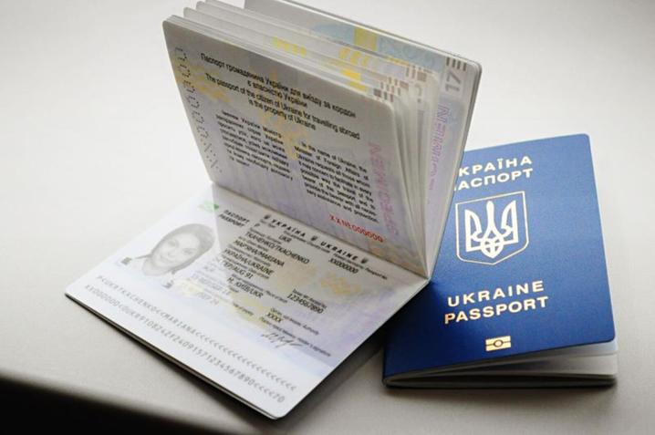 Кількість іммігрантів в Україні скорочується: що показала нова статистика