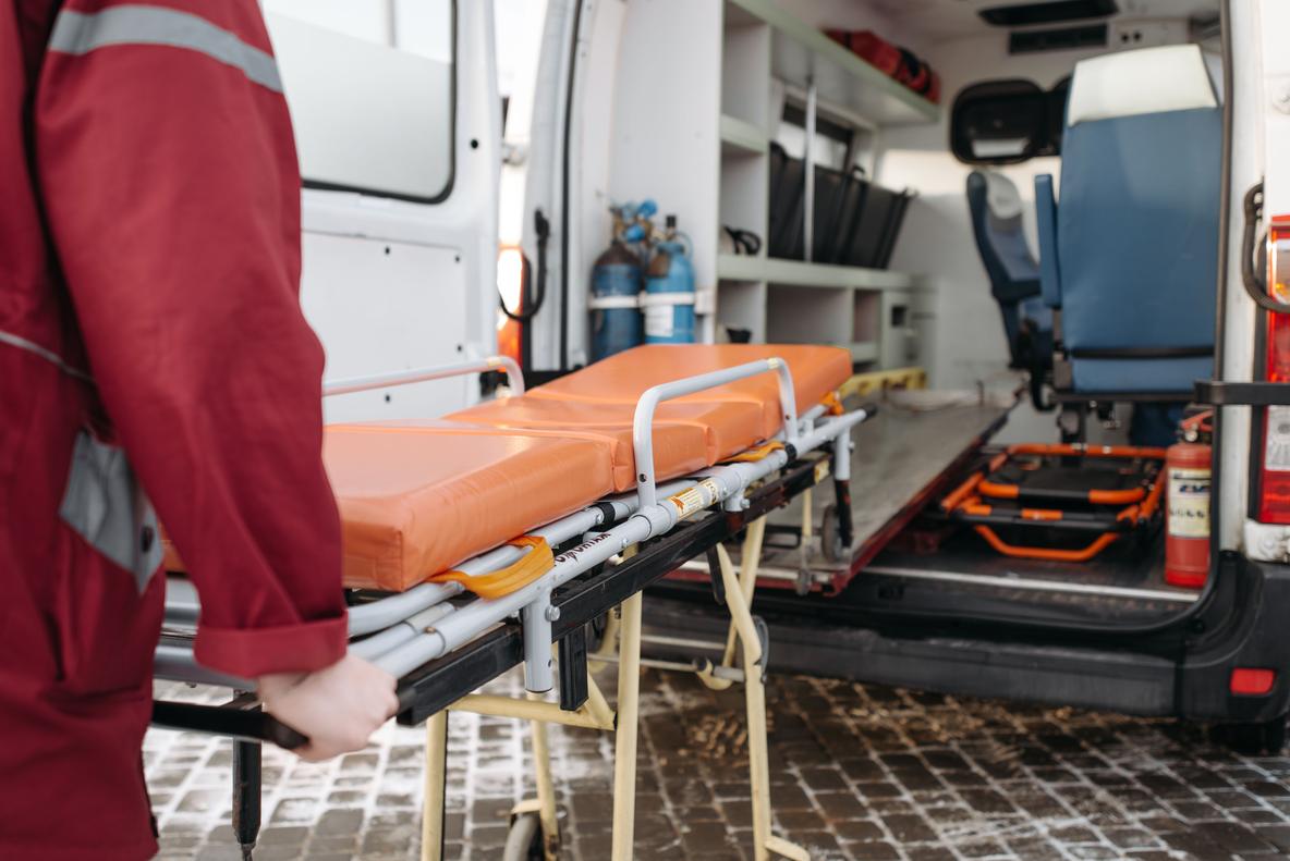 The enemy launched a double strike on high-rise buildings in Kharkiv: there are fatalities and injuries, and people are being rescued from the rubble