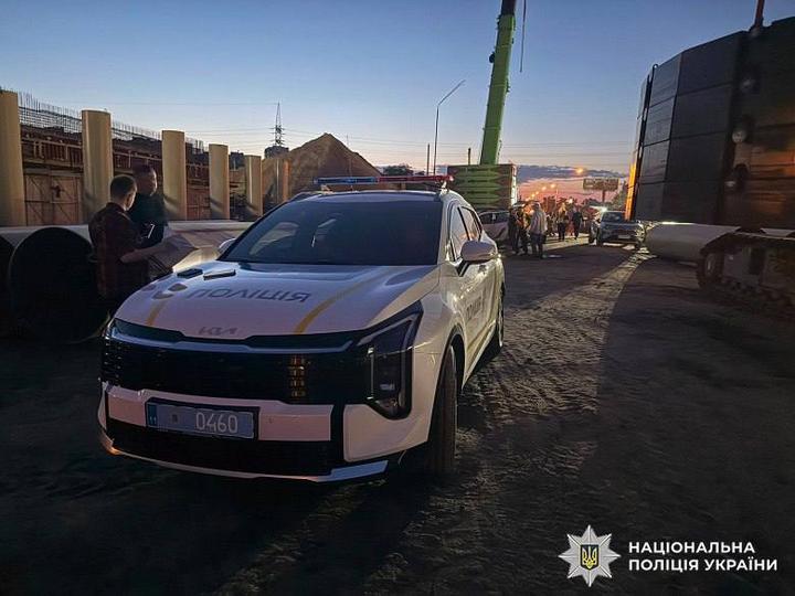 Машина поліції