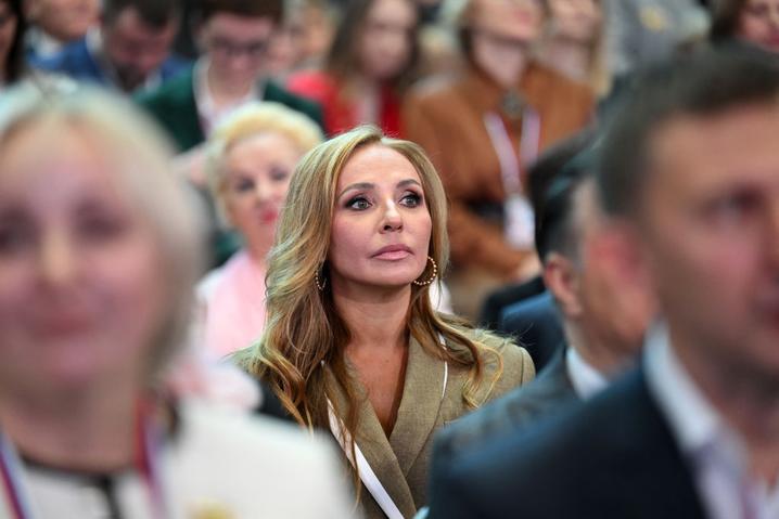 Дружина Пєскова подала до суду на ЄС: вимагає скасувати санкції та виплатити €2 млн