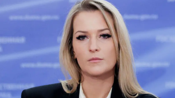 Яна Лантратова