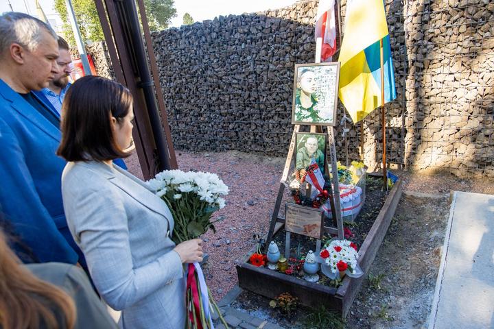 25 травня 2026 р. Тихановська відвідала могилу Марії Зайцевої