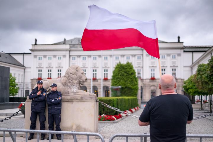 Beaten for Speaking Ukrainian and Having a Ukrainian Accent: What’s Really Going On with Xenophobia in Poland