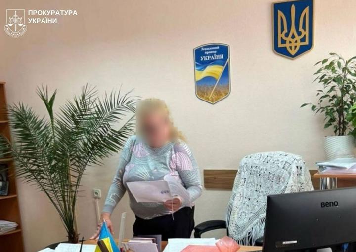 Засуджено суддю
