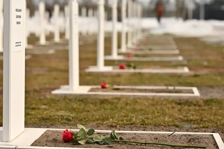 У Національному військовому меморіальному кладовищі прокоментували просідання ґрунту на могилах військовослужбовців