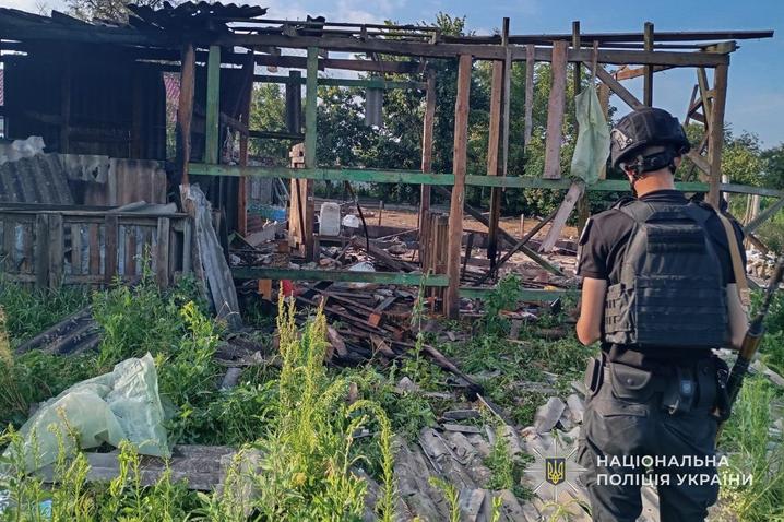 Ворог масовано обстріляв дві області України: троє людей загинули, понад 10 зазнали поранень