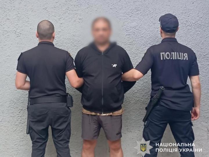 14 червня На Закарпатті чоловік погрожував підірвати гранату в будинку з дітьми та дружиною