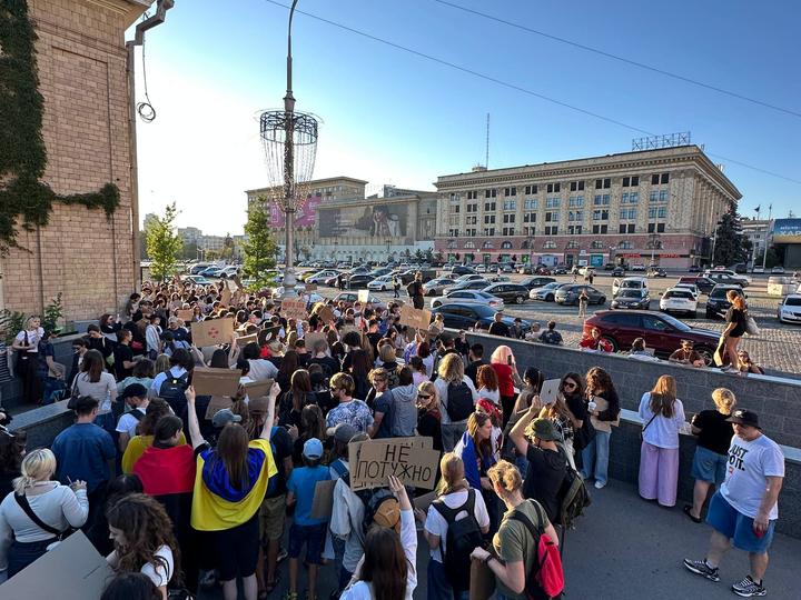 У Харкові РФ здійснила атаку по центру міста під час мітингу у підтримку Федорова