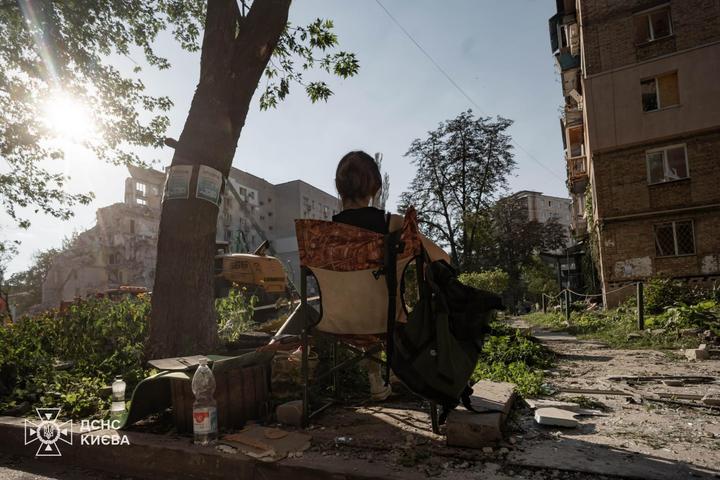 Зруйнований будинок в Дарницькому районі