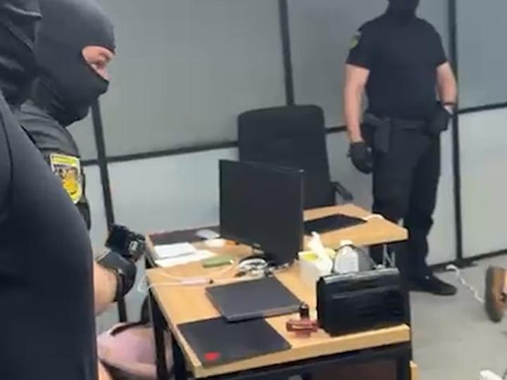 Затримання у кол-центрі