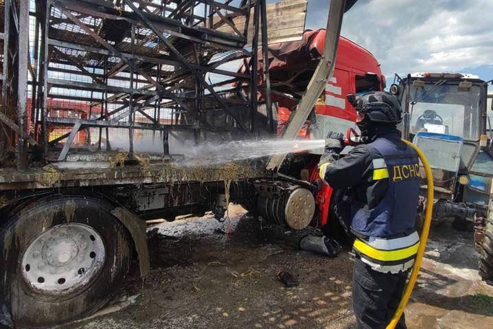 Росіяни обстріляли Дніпропетровську область: поранено 7 людей, пошкоджено коледж та інфраструктуру