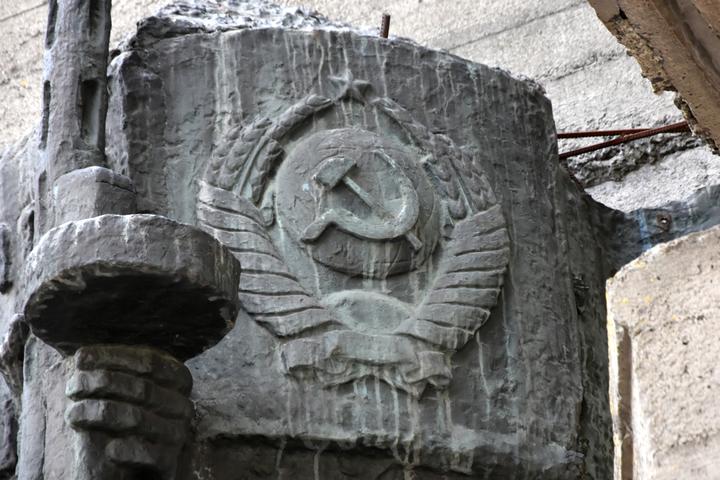 “Реперні точки режиму”: “Шелтер” дізнався, як у Києві відбувається очищення від радянських та російських пам’ятників