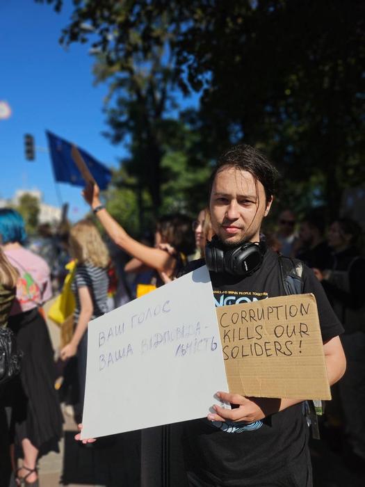 Day 35 of the protests in support of Fedorov