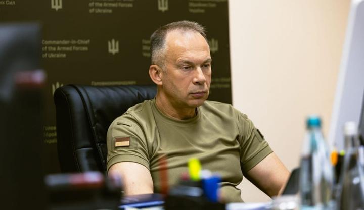 Зеленський розглядає звільнення Сирського і проводить співбесіди з кандидатами, – Financial Times
