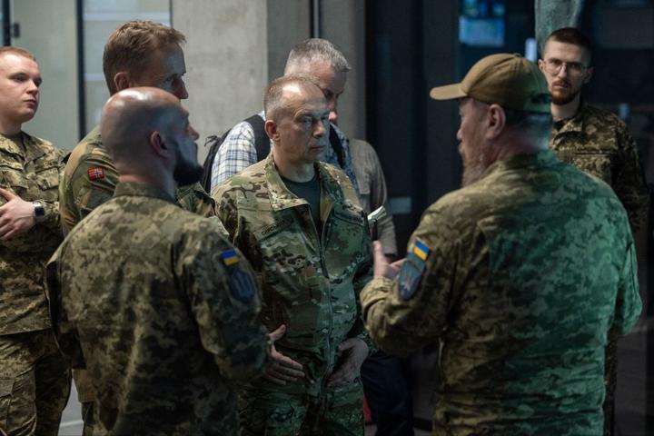 Військові