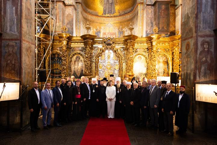 On Independence Day, representatives of various faiths gathered at St. Sophia Cathedral for a joint prayer service