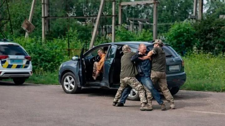 "Бусифікація"